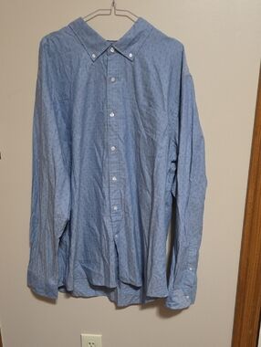 Goodthreads Light Blue Button-Down Shirt with Subtle Dot Texture